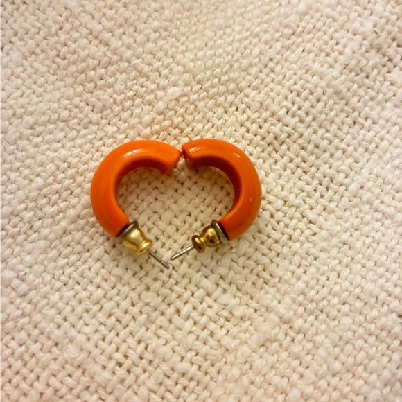 Vintage 🍊 enamel hoop earrings - Picture 2 of 3